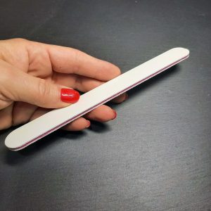 lime parfaite pour poncer les bordures en pâte polymère