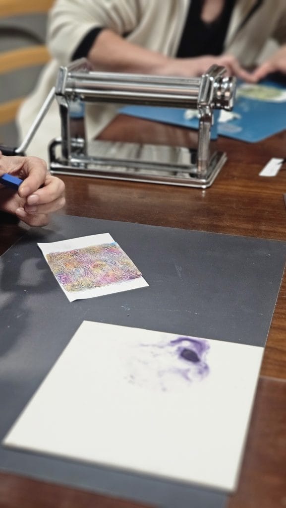 atelier boucles d'oreilles en pâte polymère