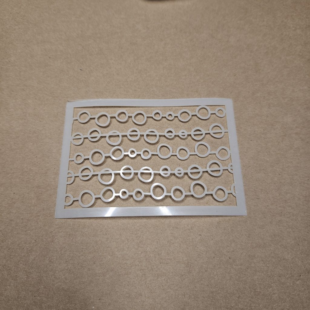 pochoir bulles pour pâte polymère